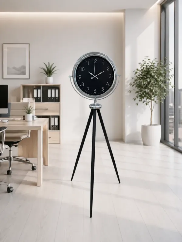 Krom Metal Ayaklı Tripod Saat 150 x 45 cm · Model AS-4047K