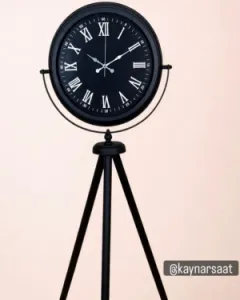 Büyük Boy Siyah Metal Tripod Ayaklı Saat