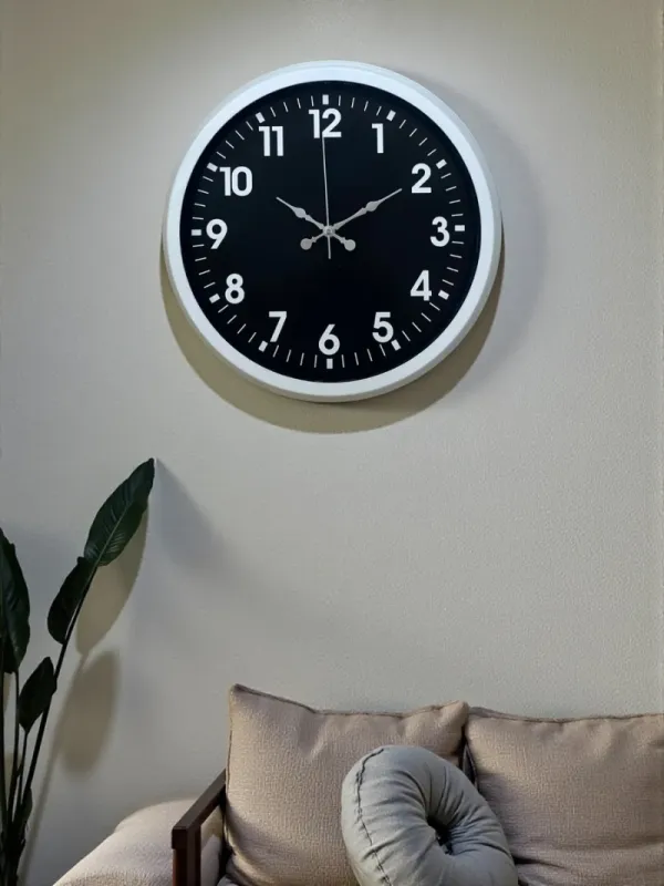 Beyaz Metal Duvar Saati 40 cm · Model 4031W