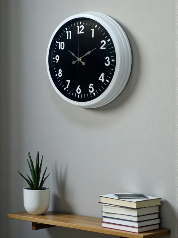 Beyaz Metal Duvar Saati 40 cm · Model 4031W