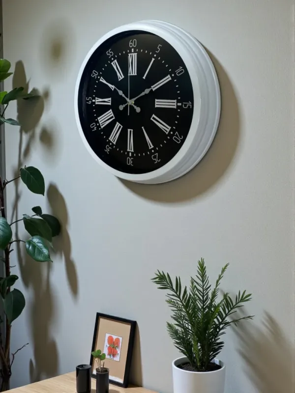 Beyaz Metal Duvar Saati 40 cm · Model 4059W