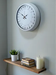Göstergeli Beyaz Metal Duvar Saati 40 cm · Model 4097W