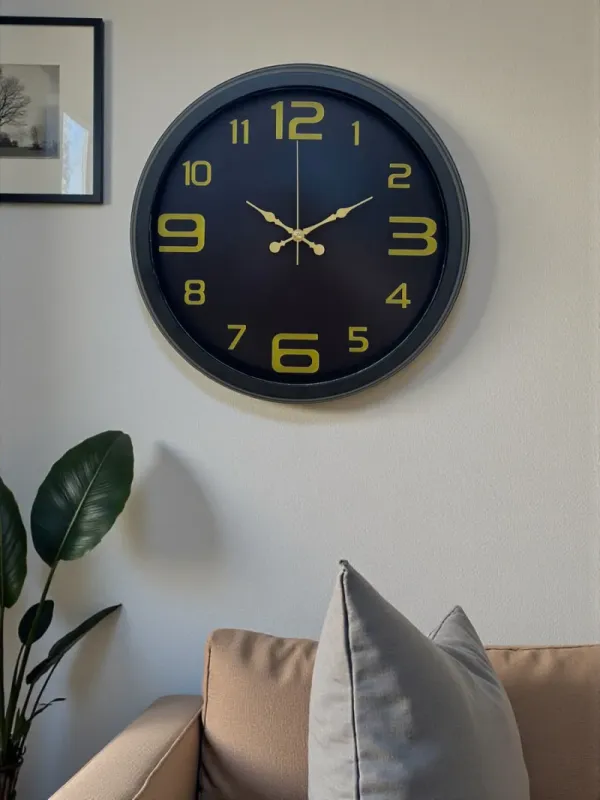 Siyah Metal Duvar Saati 40 cm · Model 4010B