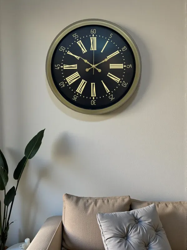 Roma Rakamlı Eskitme Metal Duvar Saati 40 cm · Model 4058E